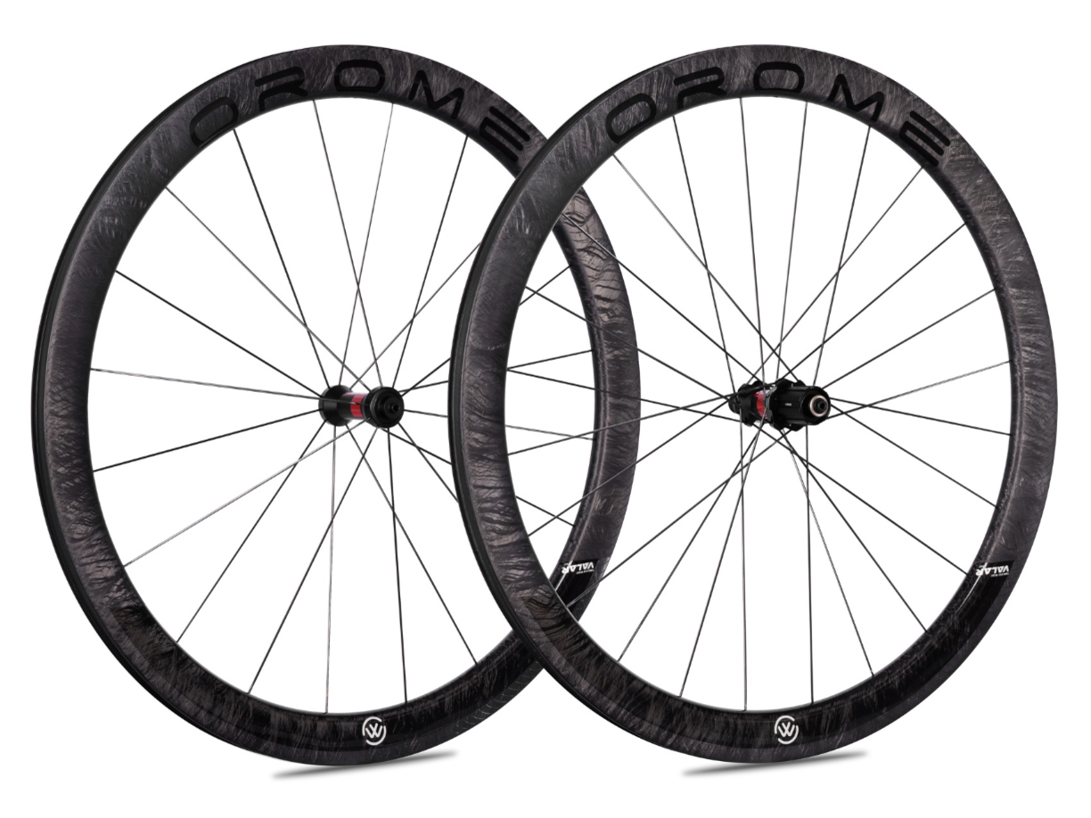 組み換え前のELVES OROME BH56ホイール